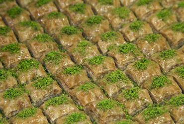 Similar image 12594443