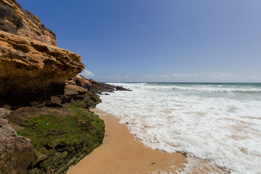 Similar image 12597278