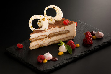 Similar image 12423867