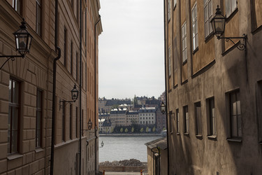 Similar image 12471358