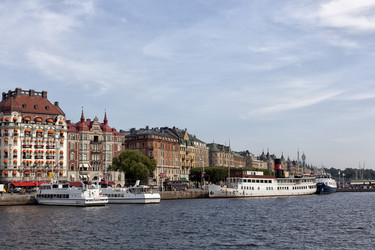 Similar image 12471369