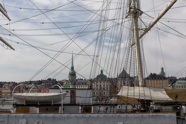 Similar image 12471381