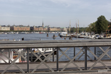 Similar image 12471390