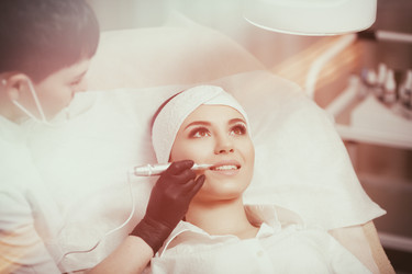 Similar image 12583873