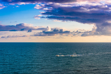 Similar image 12516389