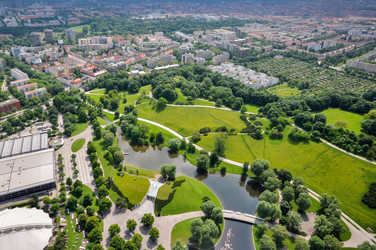 Similar image 12593057