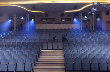 Similar image 12583165