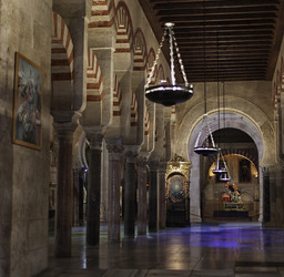 Similar image 12583153