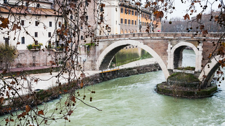 Similar image 12594923