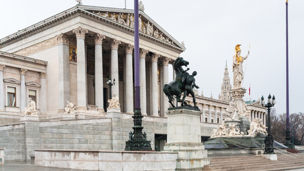 Similar image 12595402