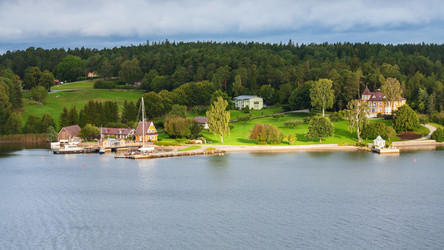 Similar image 12595335