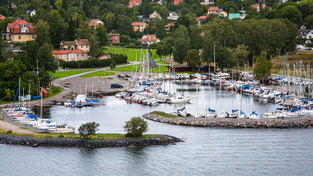 Similar image 12595337