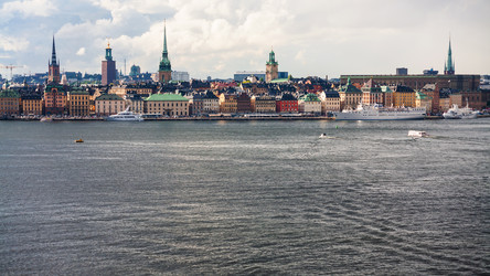 Similar image 12595376