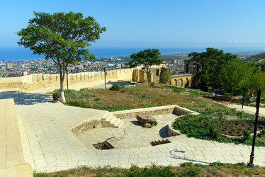 Similar image 12579118