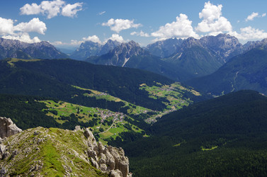 Similar image 12687493