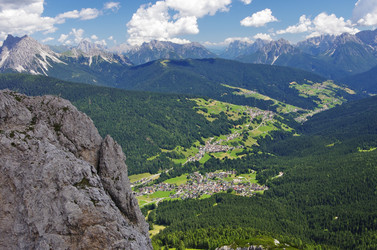 Similar image 12687514