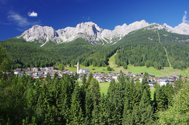 Similar image 12687515