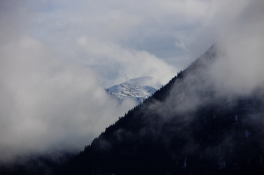 Similar image 12688376