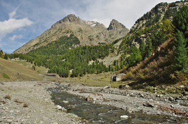 Similar image 12688398