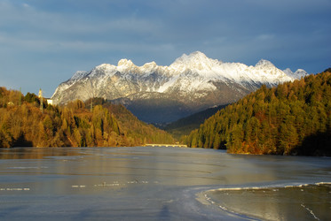 Similar image 12688461