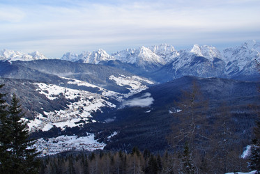 Similar image 12687538