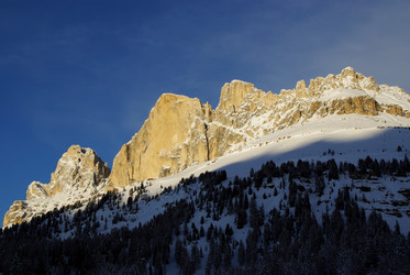 Similar image 12687540