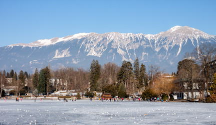 Similar image 12588693