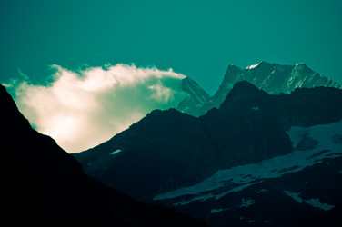 Similar image 12595785