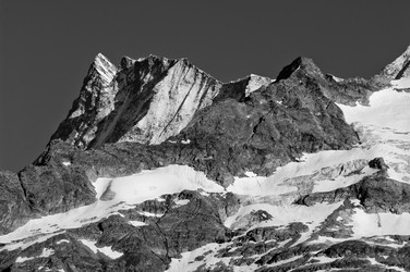 Similar image 12596812