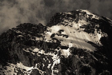 Similar image 12596828