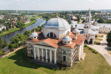 Similar image 12581387