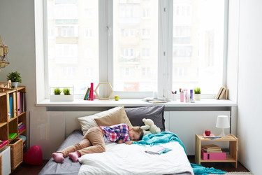 Similar image 12487463