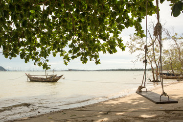 Similar image 12489954