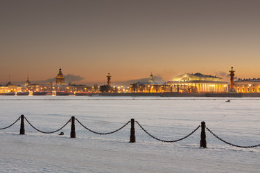 Similar image 12584773