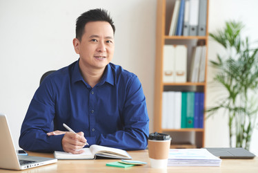 Similar image 12490311