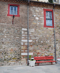 Similar image 12585219