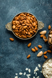 Similar image 12684744