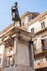 Similar image 12686890