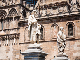 Similar image 12686928