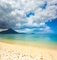 Similar image 12686264