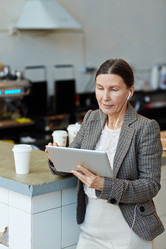 Similar image 12584423