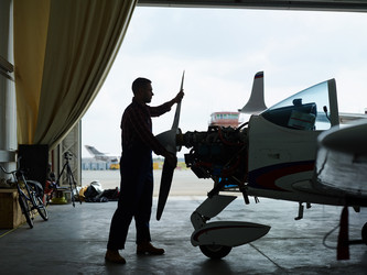 Similar image 12584796