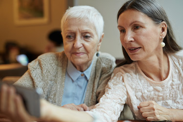 Similar image 12596382