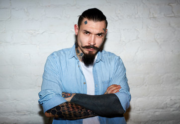 Similar image 12596596