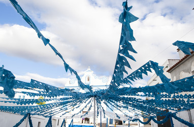 Similar image 12986073