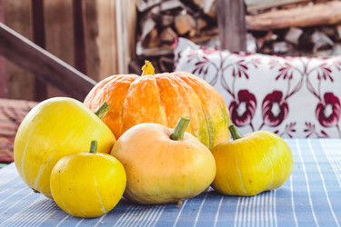 Similar image 12987178