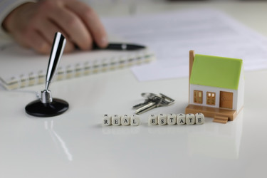 Similar image 12997666