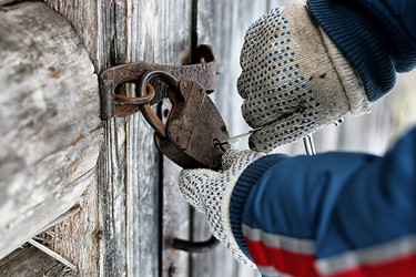 Similar image 12997549