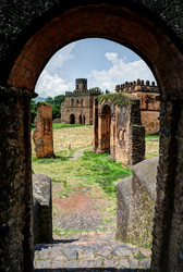 Similar image 12987300