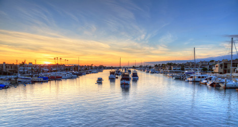 Similar image 12697778